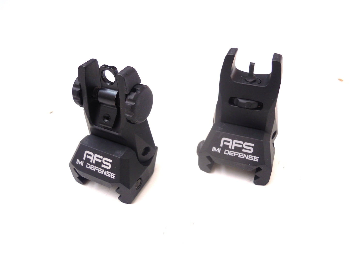 IMI PAIR OF ADJUSTABLE ALUMINUM FLIP UPS (AC00343A)