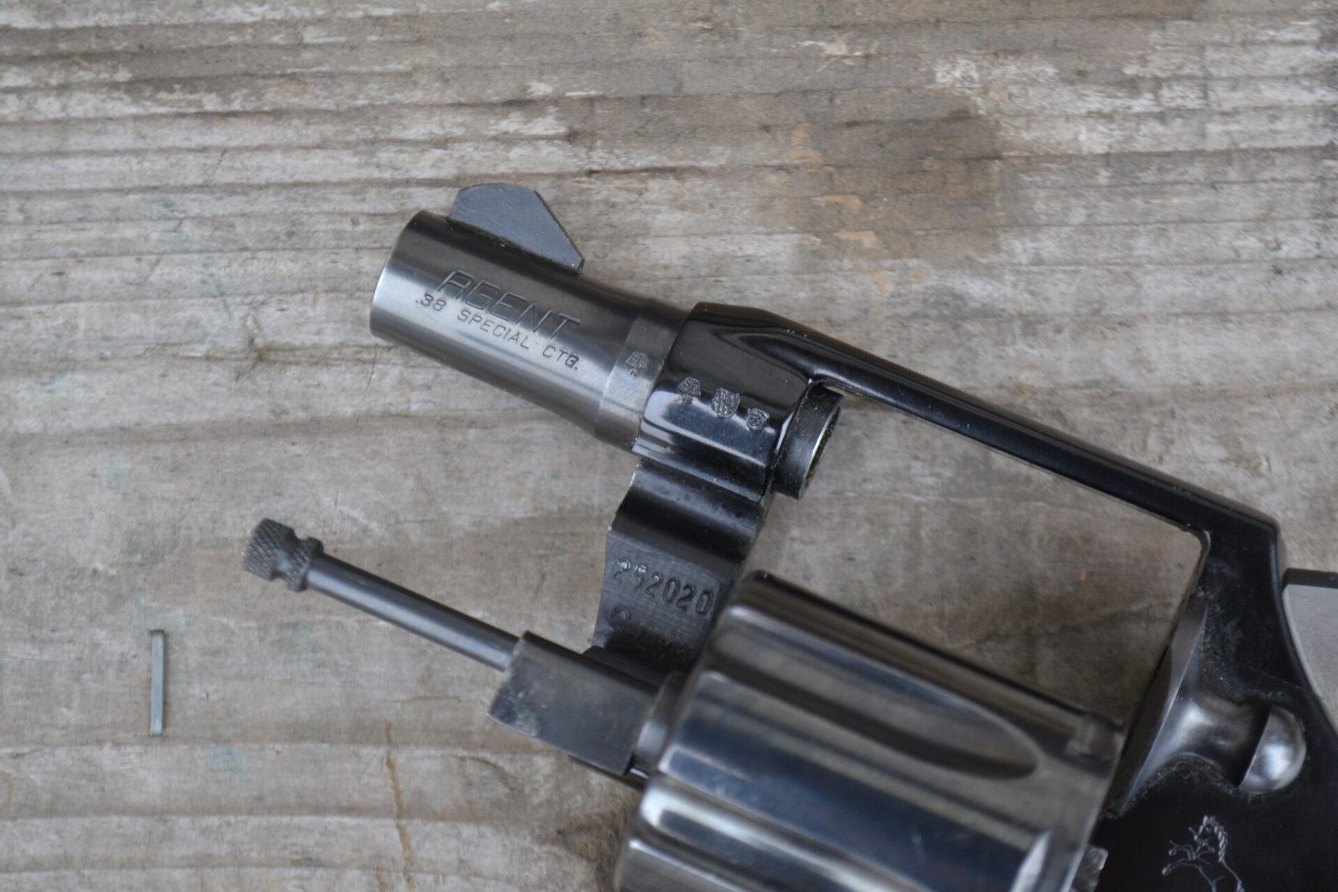 Revolver Colt Agent 2" Cal .38spl - immagine 2