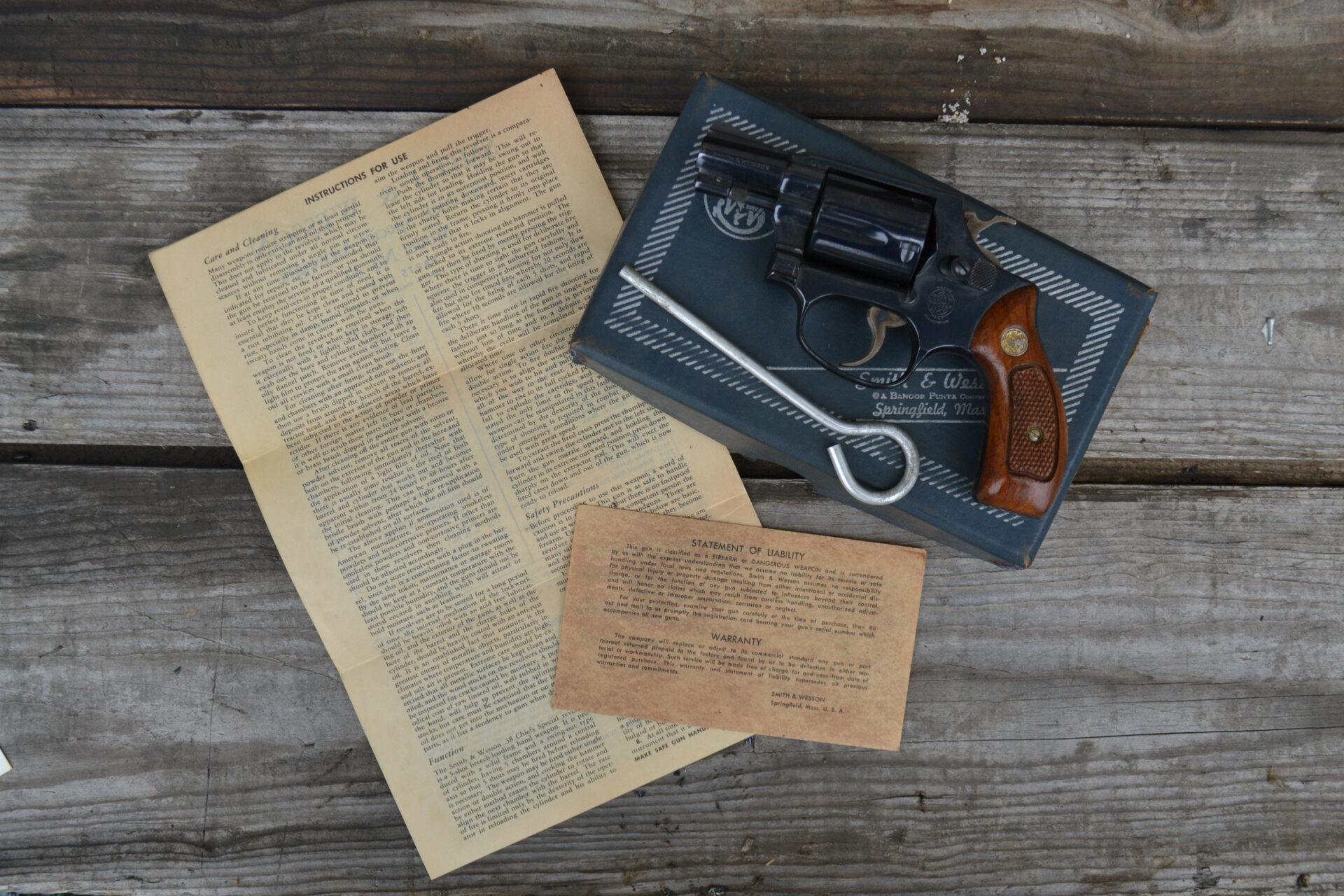Revolver S&W Mod.36 Cal 38spl - Image 3
