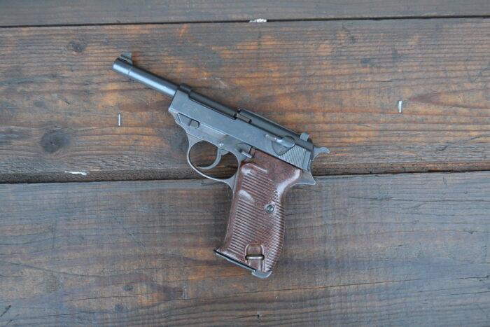 Pistola P38 "Cyq" Cal 9x19 - immagine 2