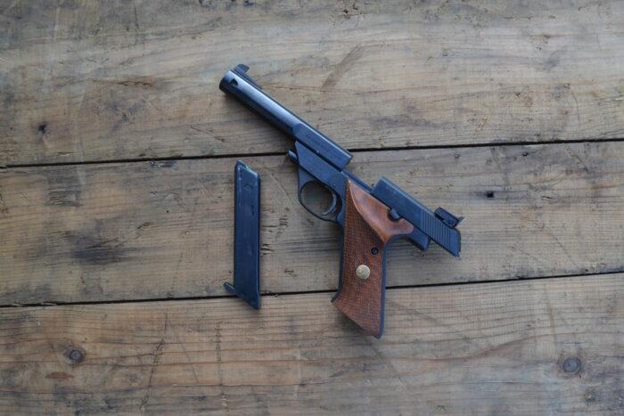 Pistola High Standard Mod. 104 Cal. 22lr - immagine 3