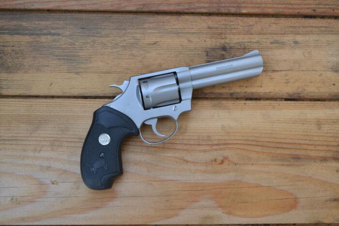 Revolver Colt SF-V1 Cal. 38spl
