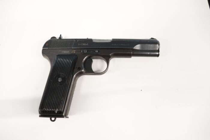 Pistola ZASTAVA mod.M57 cal. 7,62 tok.