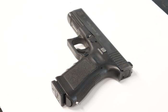 Pistola GLOCK 17 3^Gen. cal. 9x21 - immagine 2